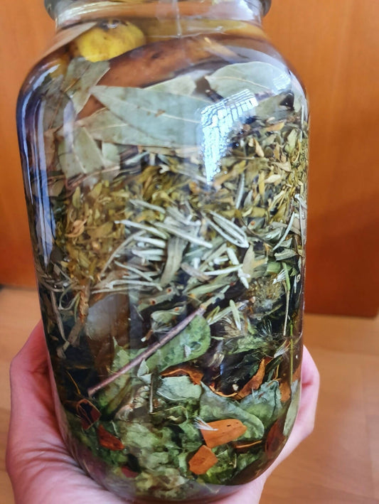Macerado ancestral medicinal herbal